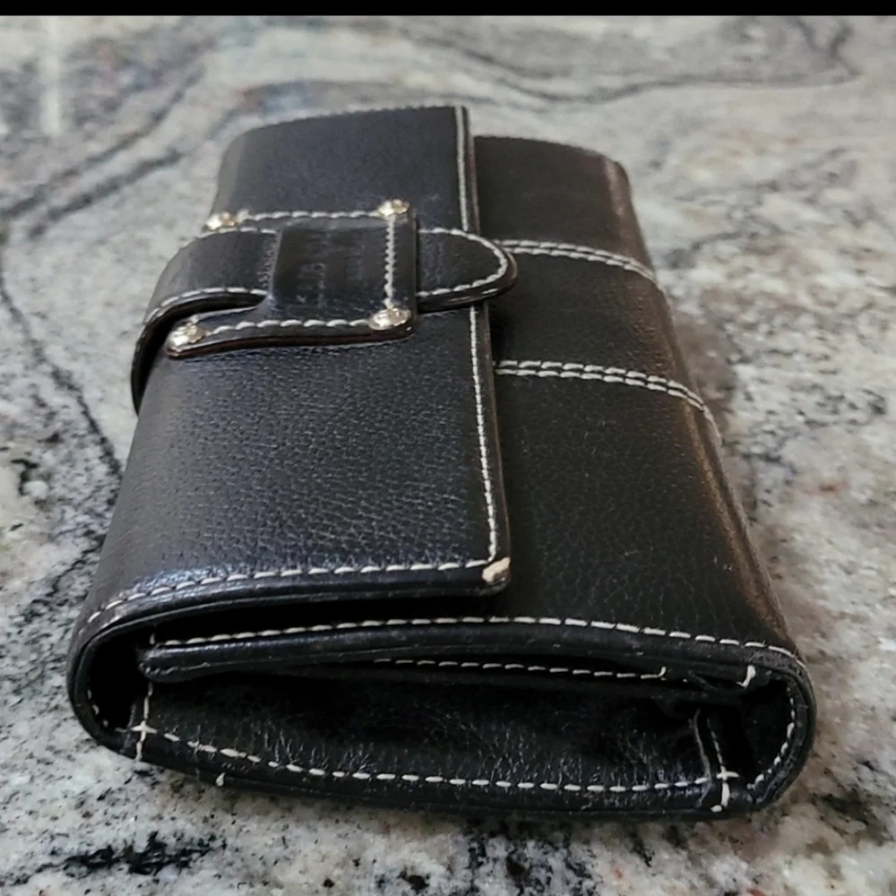 KATE SPADE * black leather wallet